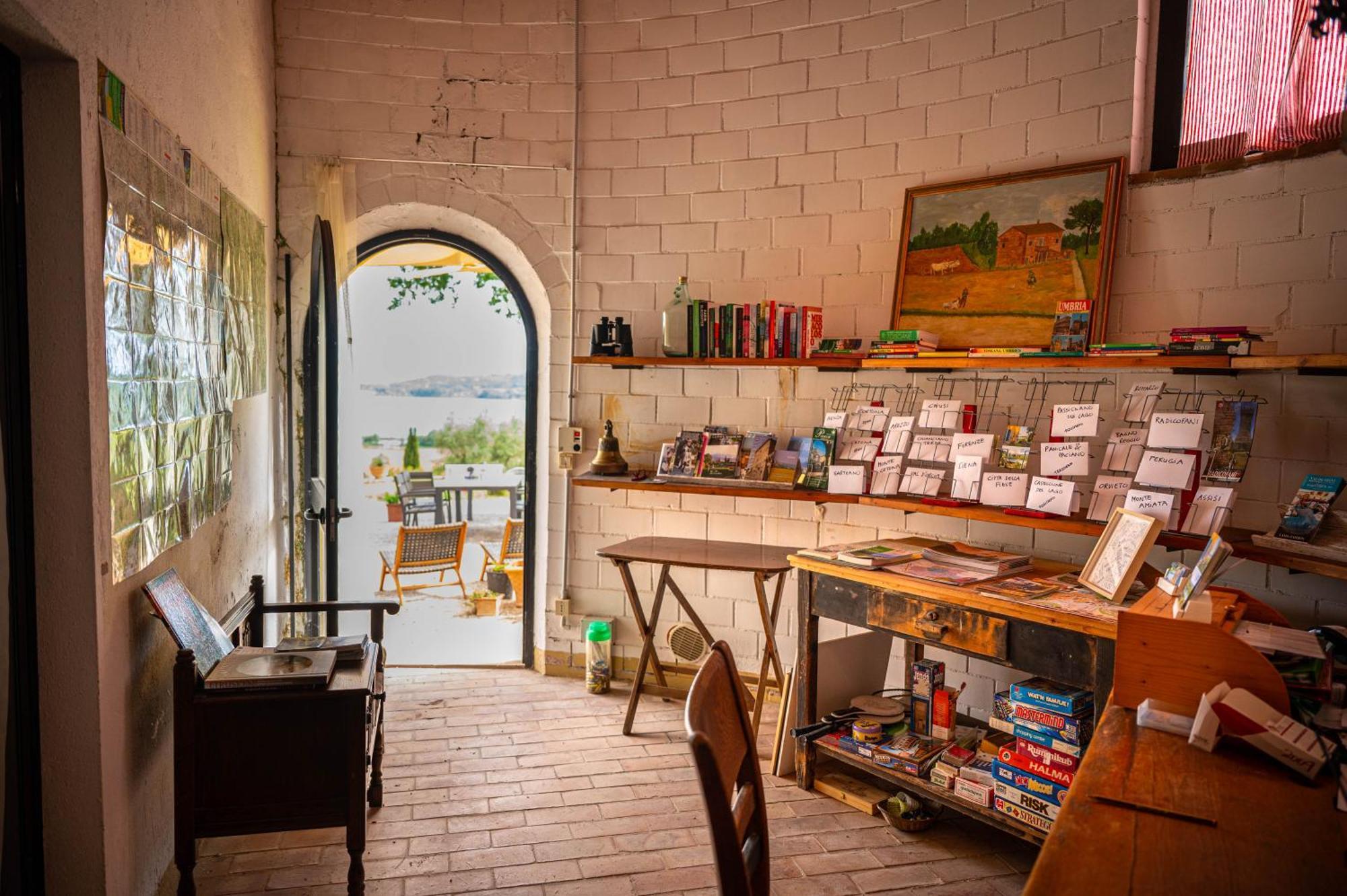 Agriturismo Poggio Antico Binami エクステリア 写真